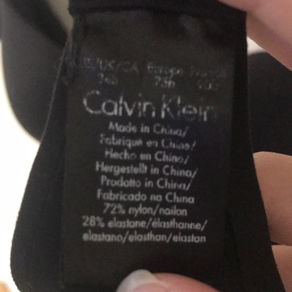 black calvin klein bra - Picture 3 of 3
